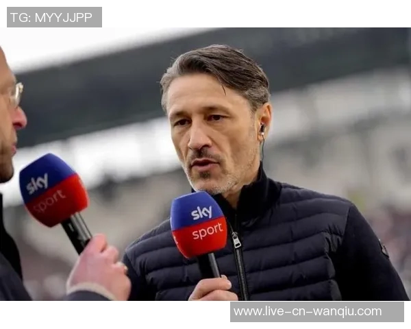 科瓦奇带领多特创德甲跨赛季14轮不败佳绩再添11胜3平荣耀 科瓦奇带领多特创德甲跨赛季14轮不败佳绩再添11胜3平荣耀