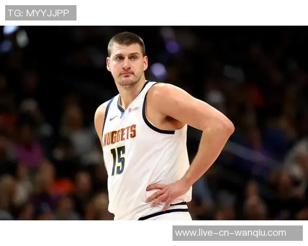 国王媒体调侃杨瀚森对位尤班克斯表现堪比约基奇令人惊叹