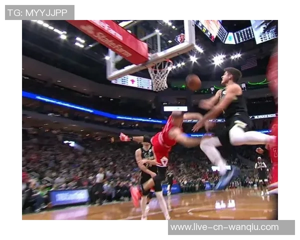 格雷森阿伦谈首节扣篮时关注文班位置的重要性与策略分析 格雷森阿伦谈首节扣篮时关注文班位置的重要性与策略分析