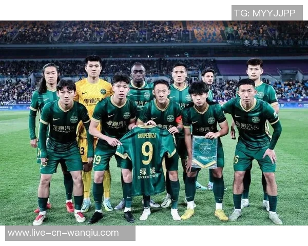 外援约克重返浙江男篮杭州欢迎约老师继续携手奋战新赛季 外援约克重返浙江男篮杭州欢迎约老师继续携手奋战新赛季